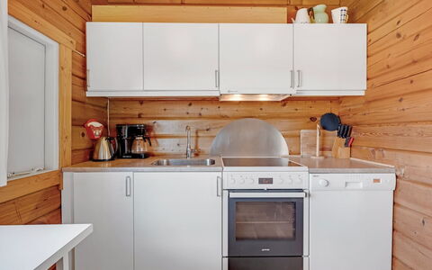 Evelin - from the Sea: Cucina, Elettrodomestico Da Cucina, Legna, Apparecchio Major, Pavimentazione, Controsoffitto, Pavimento, Interior Design, Soffitto, Cabinetry