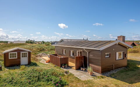 Evelin - from the Sea: Erba, Tetto, Casa, Villetta, Casa, Area Rurale, Architettura, Lotto, Plain, Insediamento Umano