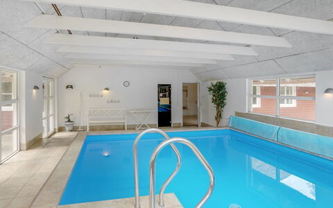 Jenna - 1.4Km from the Sea: Erba, Casa, Tetto, Casa, Villetta, Arbusto, Lotto, Area Rurale, Agriturismo, Groundcover