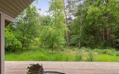 Aghwith - 1.2Km from the Sea: Zona Residenziale, Tetto, Sobborgo, Driveway, Estate, Camino