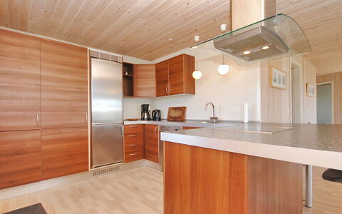 Ernbiorn - from the Sea: Pavimentazione, Interior Design, Pavimento, Controsoffitto, Cabinetry, Legna, Pavimento In Legno, Cucina, Soffitto, Mobilia