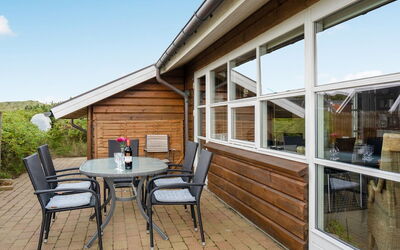 Geeske - 400M from the Sea