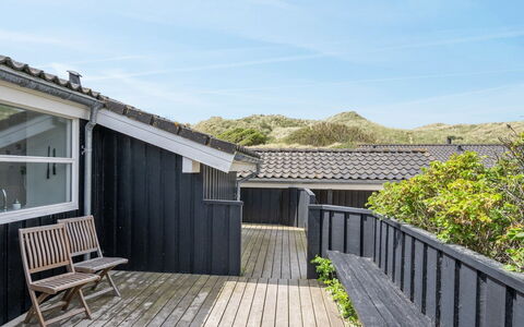 Fenneke - 50M from the Sea: Casa, Casa, Porta, Tetto, Villetta, Estate, Giardino, Shade, Raccordo, Cortile