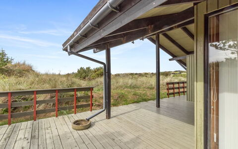 Maini - 600M from the Sea: Legna, Latifoglie, Plank, Struttura Esterna, Portico, Color Legno, Fascio, Deck, Edifici Giardino, Legname