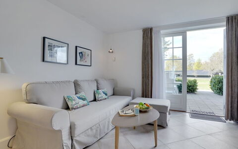 Lenke - 100M from the Sea: 