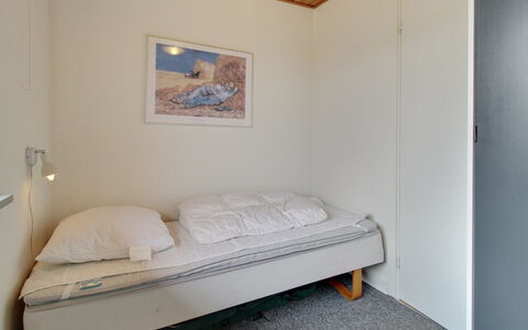 Sophine - 50M from the Sea: Pavimentazione, Camera Da Letto, Parete, Pavimento, Letto, Legna, Lenzuolo, Interior Design, Bedding, Telaio Del Letto