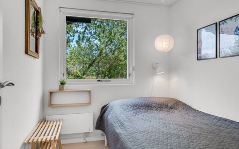 Barba - 2Km from the Sea: Parete, Interior Design, Legna, Pavimentazione, Soffitto, Pavimento, Camera Da Letto, Letto, Illuminazione, Camera