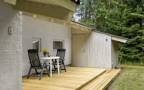 Gerarda - 4Km from the Sea: Legna, Materiale Composito, Villetta, Deck, Plank, Raccordo, Latifoglie, Portico, Color Legno, Shade