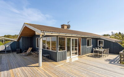 Frender - 150M from the Sea