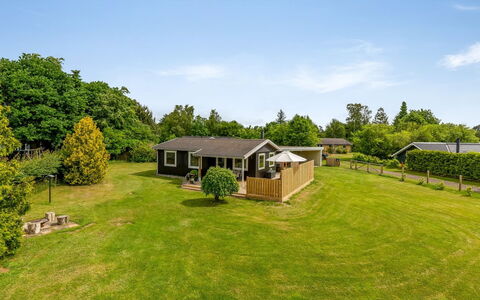 Silvana - 750M from the Sea: 