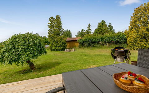 Silvana - 750M from the Sea: 