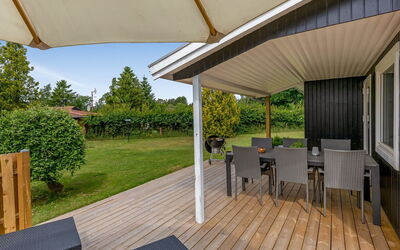 Silvana - 750M from the Sea