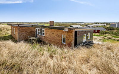 Emelin - 475M from the Sea
