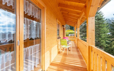 Spiegelau 604: Proprietà, Pianta, Portico, Costruzione, Finestra, Legna, Albero, Shade, Color Legno, Interior Design