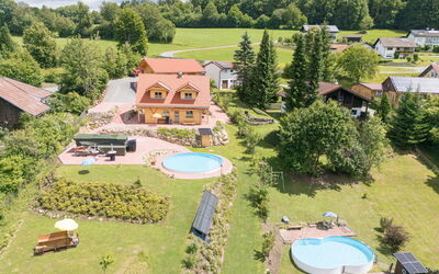 Spiegelau 604: Casa, Estate, Prato, Agriturismo, Piscina, Giardino, Landscaping, Ricorrere, Parco, Cortile