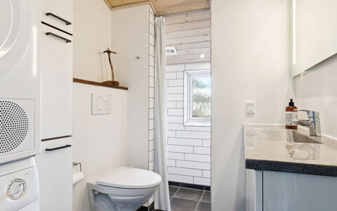 Marissa - 200M from the Sea: Brick, Estate, Giardino, Sobborgo, Driveway, Landscaping, Cortile, Hacienda, Agriturismo, Backyard