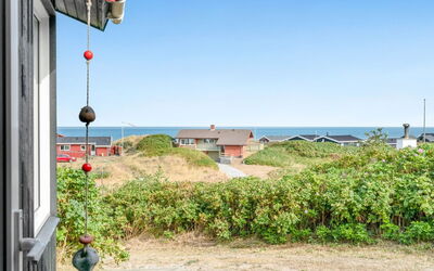 Reinke - 200M from the Sea