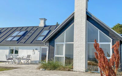 Alkmar - 75M from the Sea