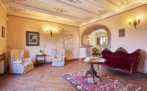 Villa Sulle Crete: Mobilia, Decorazione, Costruzione, Tavolo, Cornice, Interior Design, Illuminazione, Soggiorno, Casa, Pavimentazione