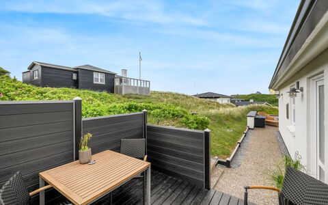 Ristana - 100M from the Sea: Legna, Casa, Deck, Latifoglie, Plank, Raccordo, Balcone, Color Legno, Design, Shade