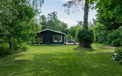 Lucie - 1.5Km from the Sea
