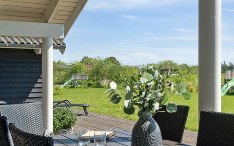 Vara - 800M from the Sea: Appartamento, Shade, Balcone, Sedia, Recinzione, Mobili Da Esterno, Alluminio, Erba Sintetica