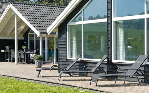 Vara - 800M from the Sea: Appartamento, Shade, Balcone, Sedia, Recinzione, Mobili Da Esterno, Alluminio, Erba Sintetica