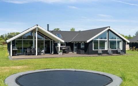 Vara - 800M from the Sea: Appartamento, Shade, Balcone, Sedia, Recinzione, Mobili Da Esterno, Alluminio, Erba Sintetica
