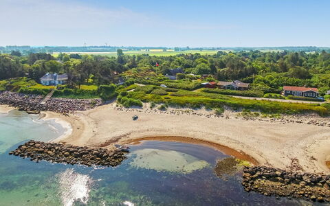 Rebana - 30M from the Sea: Villetta, Capannone, Capanna, Agriturismo, Prateria, Baracca, Fienile, Log Cabin, Edifici Giardino