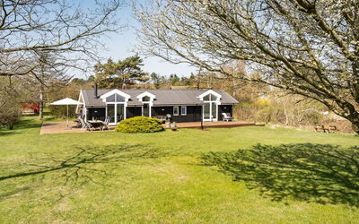 Trajko - 100M from the Sea