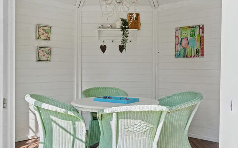 Thora - 800M from the Sea: Casa, Villetta, Portico, Raccordo, Agriturismo, Struttura Esterna