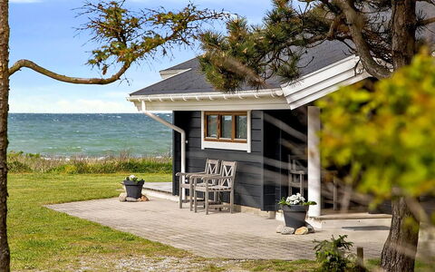 Stacie - 10M from the Sea: Casa, Villetta, Portico, Raccordo, Agriturismo, Struttura Esterna