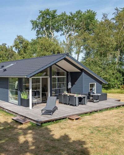Jelke - 50M from the Sea