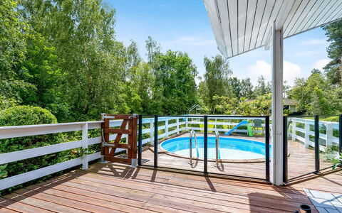 Asmine - 670M from the Sea: Tetto, Casa, Casa, Villetta, Raccordo, Estate, Driveway, Edifici Giardino, Cortile, Capannone