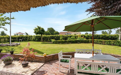 Maileen - 2.1Km to the Fjord: Blu, Arbusto, Villetta, Groundcover, Giardino, Estate, Shade, Landscaping, Agriturismo, Eco Hotel