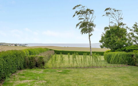 Ringulf - 350M from the Sea: Legna, Villetta, Latifoglie, Plank, Color Legno, Edifici Giardino, Design, Cortile, Log Cabin, Backyard