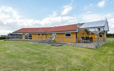 Hjalmar - 400M from the Sea