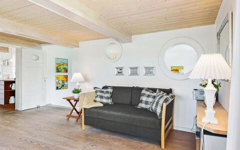 Ajo - 2Km from the Sea: Mobilia, Interior Design, Pavimentazione, Pavimento, Divano, Legna, Pavimento In Legno, Soffitto, Camera, Soggiorno