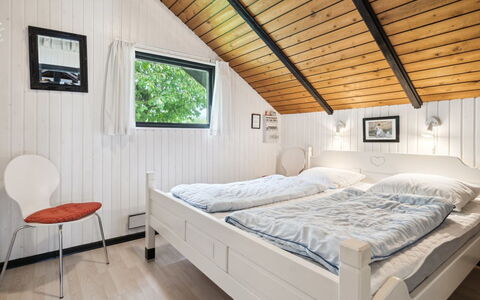 Elisej - 100M from the Sea: Legna, Camera Da Letto, Letto, Casa, Interior Design, Mobilia, Casa, Soffitto, Pavimento, Telaio Del Letto