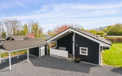 Holmwith - 200M from the Sea