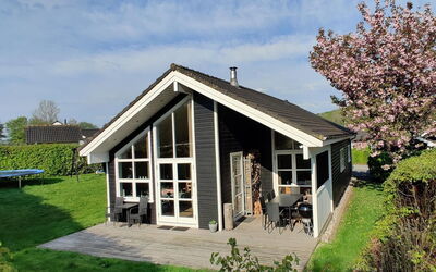 Holmwith - 200M from the Sea