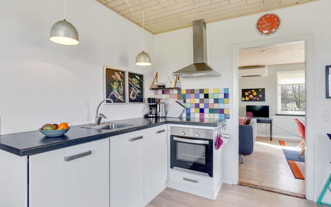Ewelina - 15Km from the Sea: Interior Design, Pavimentazione, Cucina, Soffitto, Pavimento, Legna, Mobilia, Camera, Apparecchio Major, Controsoffitto