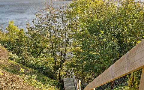 Lenita - 30M to the Fjord: Blu, Arbusto, Villetta, Groundcover, Giardino, Estate, Shade, Landscaping, Agriturismo, Eco Hotel