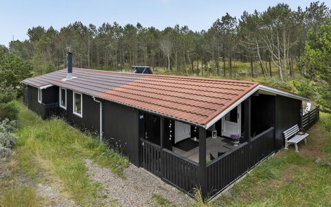 Emeline - 1.7Km from the Sea: Villetta, Capannone, Capanna, Agriturismo, Prateria, Baracca, Fienile, Log Cabin, Edifici Giardino