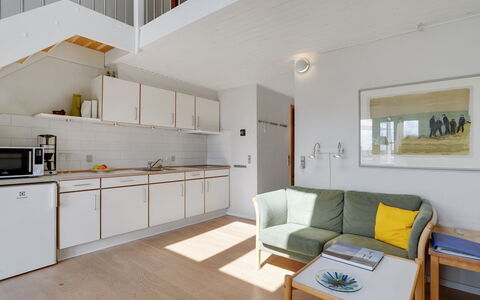 Siunde - 100M to the Fjord: Interior Design, Pavimentazione, Mobilia, Pavimento, Soffitto, Appartamento, Camera, Divano, Sedia, Soggiorno