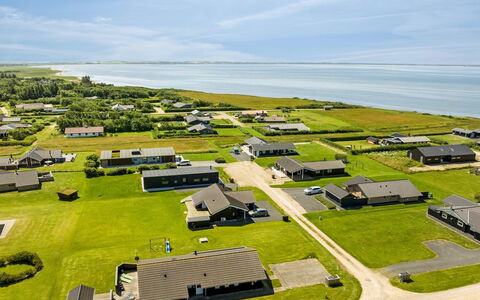 Samuil - 300M to the Fjord: Plain, Paesaggio, Lotto, Visione Globale, Fotografia Aerea, Estate, Mare, Oceano, Campo, Costa