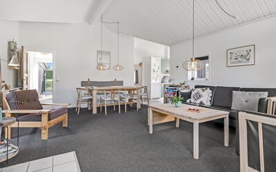 Kukka - 600M from the Sea