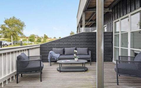 Venild - 5M from the Sea: Tetto, Casa, Casa, Villetta, Raccordo, Estate, Driveway, Edifici Giardino, Cortile, Capannone