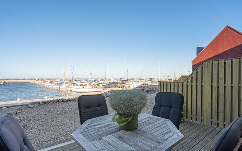 Line - 10M from the Sea: Casa, Tetto, Casa, Villetta, Capannone, Edifici Giardino, Raccordo, Cortile, Log Cabin, Capanna
