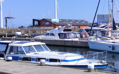 Line - 10M from the Sea